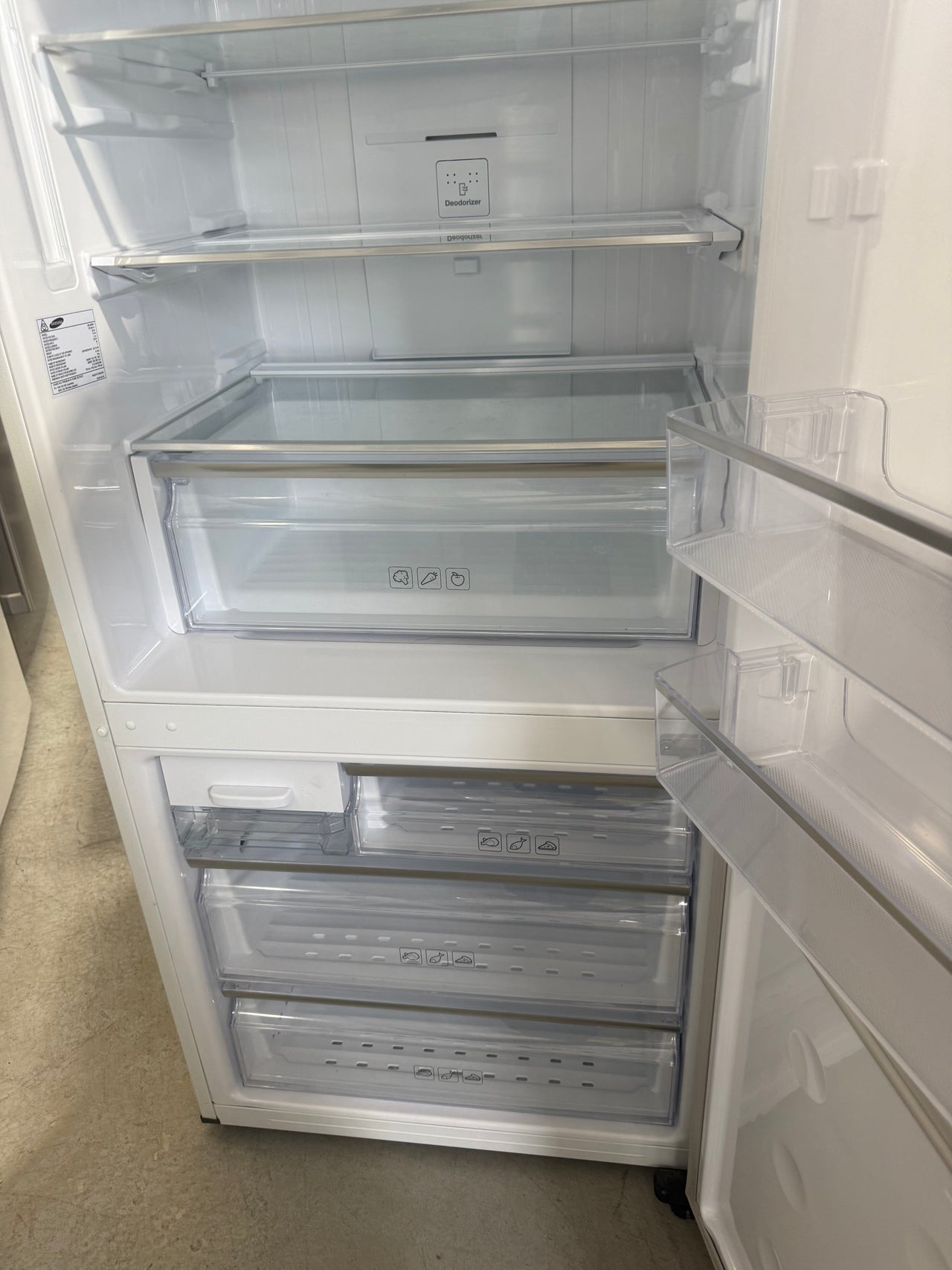 Second hand Samsung SRL449EW – 450 L Bottom-Mount Refrigerator