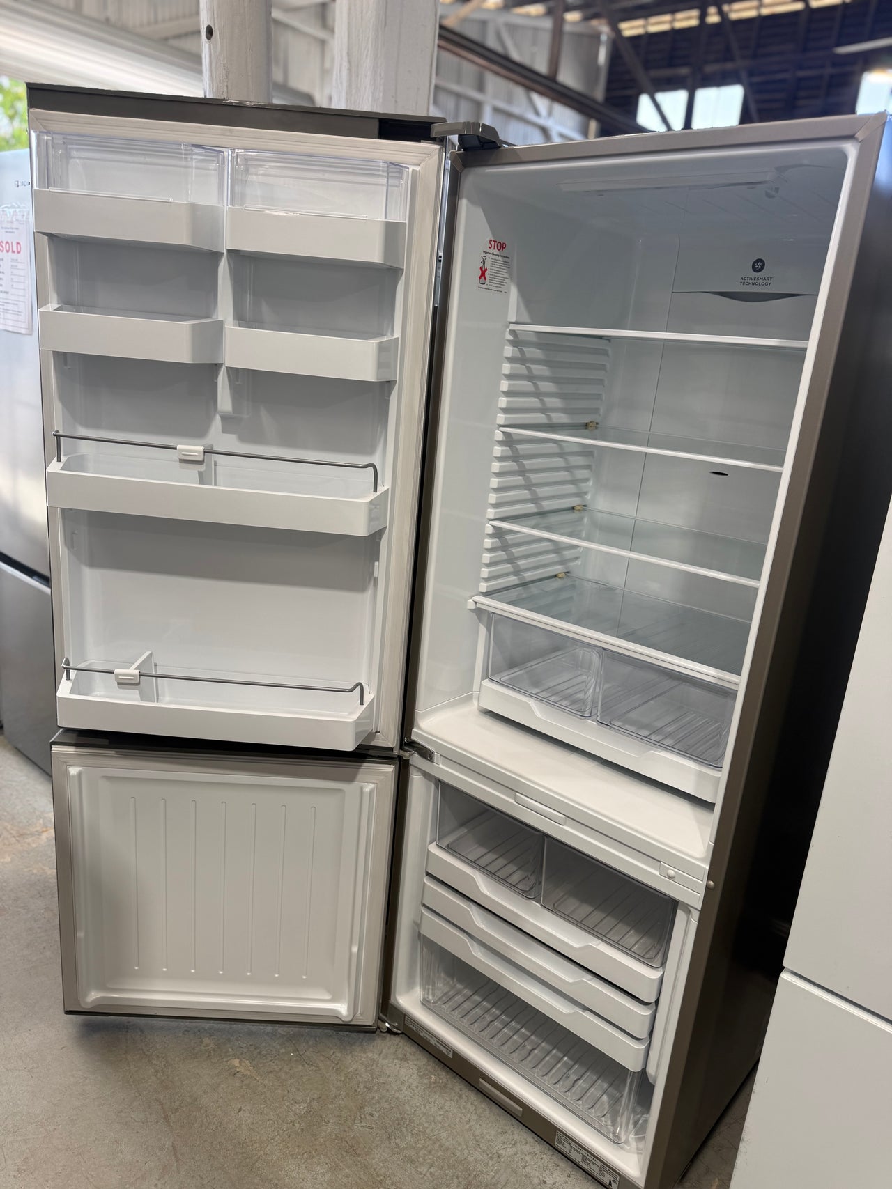 Fisher & Paykel 380L Bottom Mount Refrigerator – RF402BLYX5