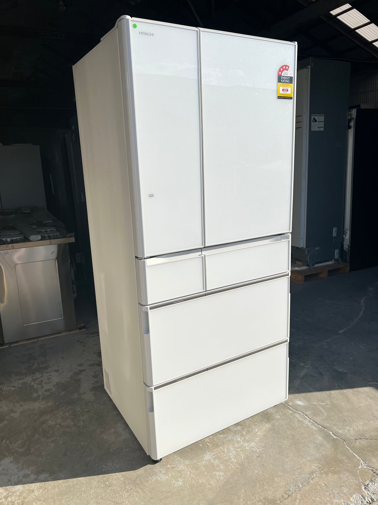 Factory second Hitachi 670Ltr Crystal White finish with 4 STAR Energy Star Rating RWX670KAXW - Second Hand Appliances Geebung