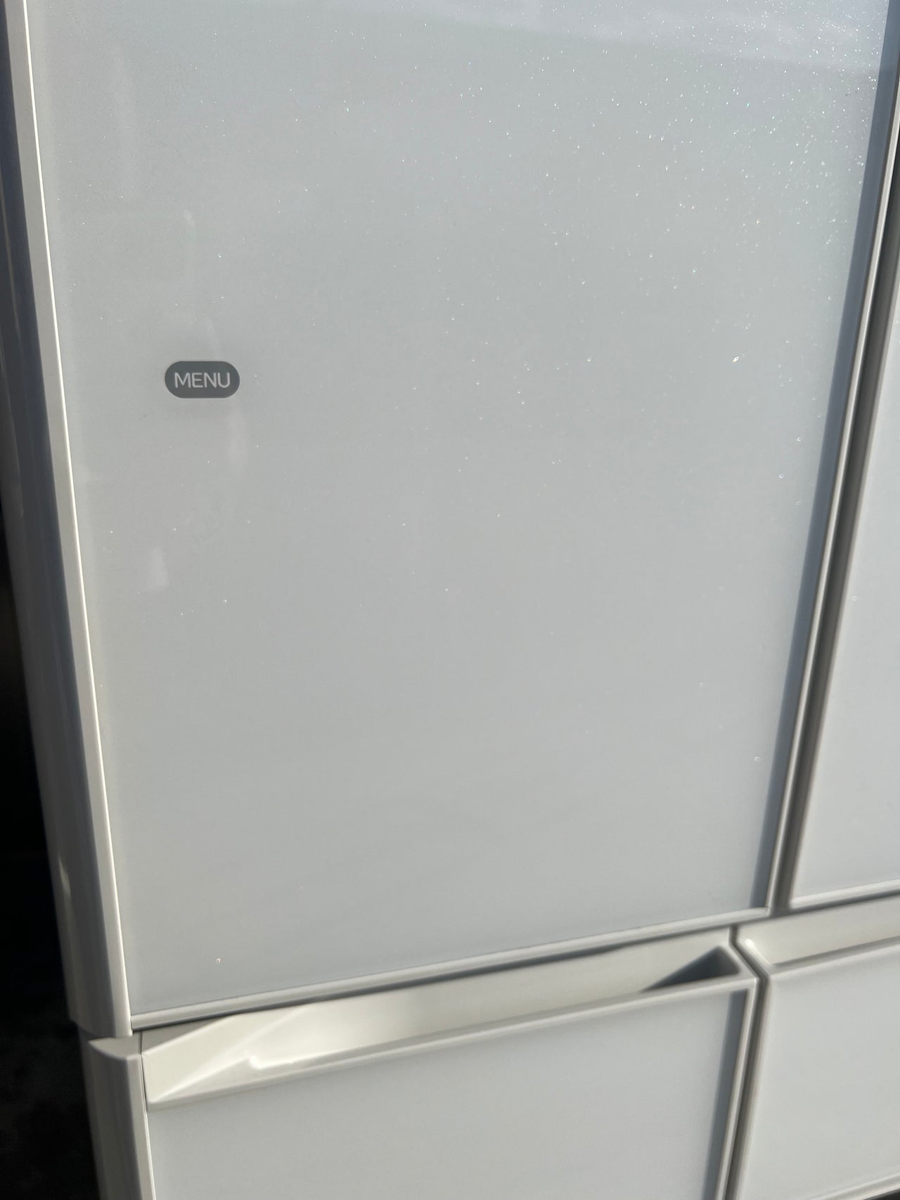 Factory second Hitachi 670Ltr Crystal White finish with 4 STAR Energy Star Rating RWX670KAXW - Second Hand Appliances Geebung