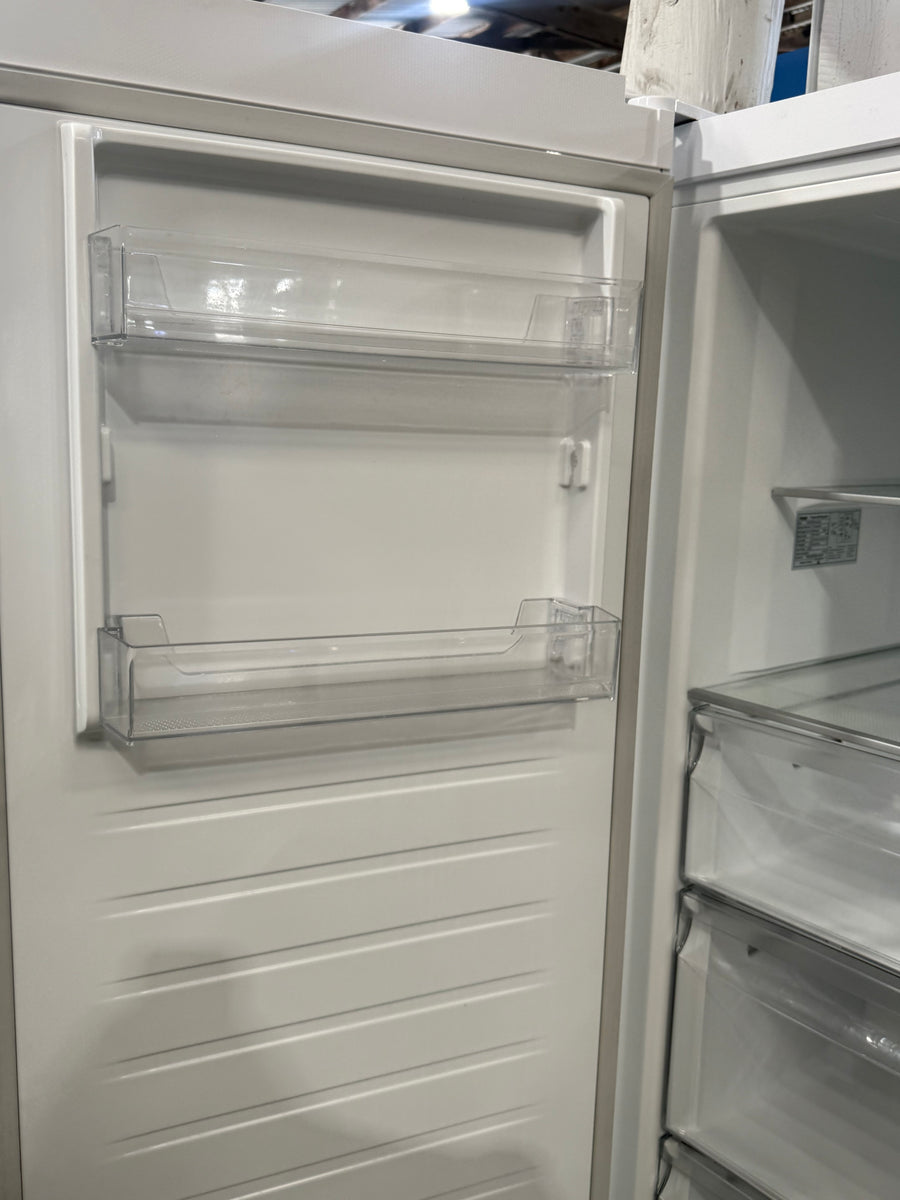 Factory second Haier 285L Hybrid Vertical Freezer – White HVF325DW