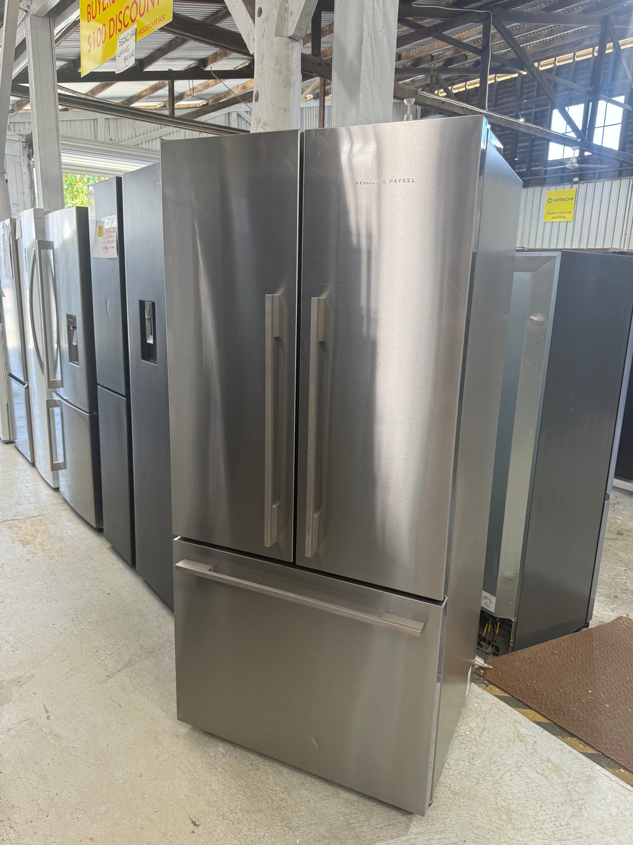 Factory second Fisher&Paykel 487L French Door Fridge Model:RF522ADX5