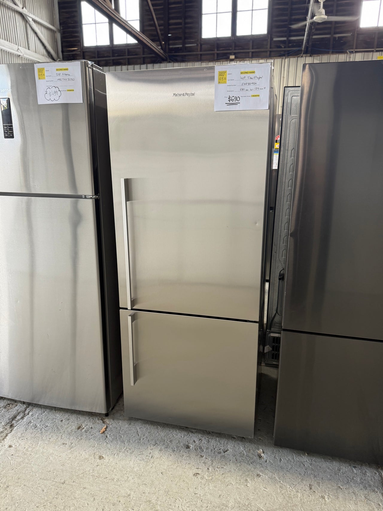 Second hand 442l Fisher &Paykel E442BRXFD4