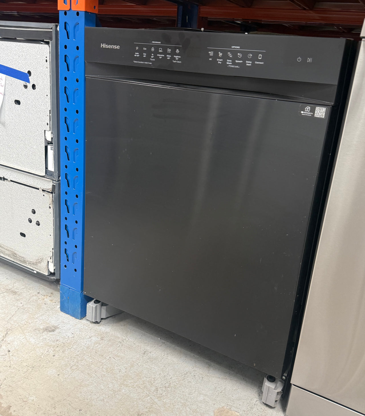 Factory second Hisense 16 Place Setting Freestanding Dishwasher –  HSAP16FB