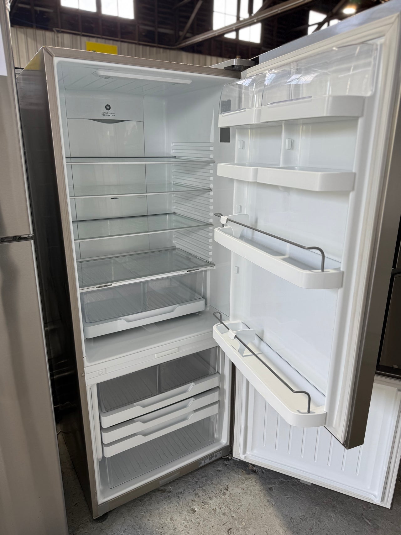 Second hand 442l Fisher &Paykel E442BRXFD4