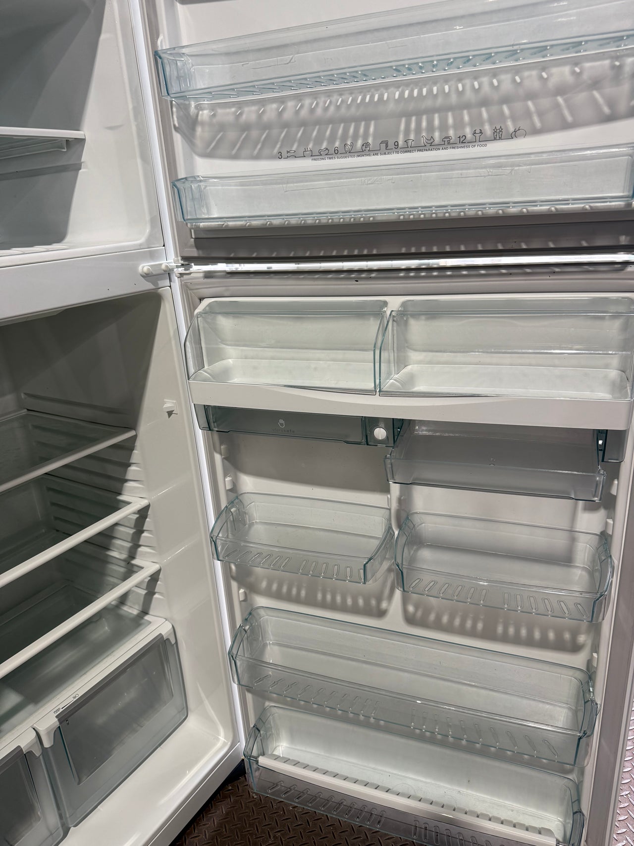 Second hand Westinghouse 520 L Top-Mount Refrigerator – White (Model WTM5200WBR) - Second Hand Appliances Geebung