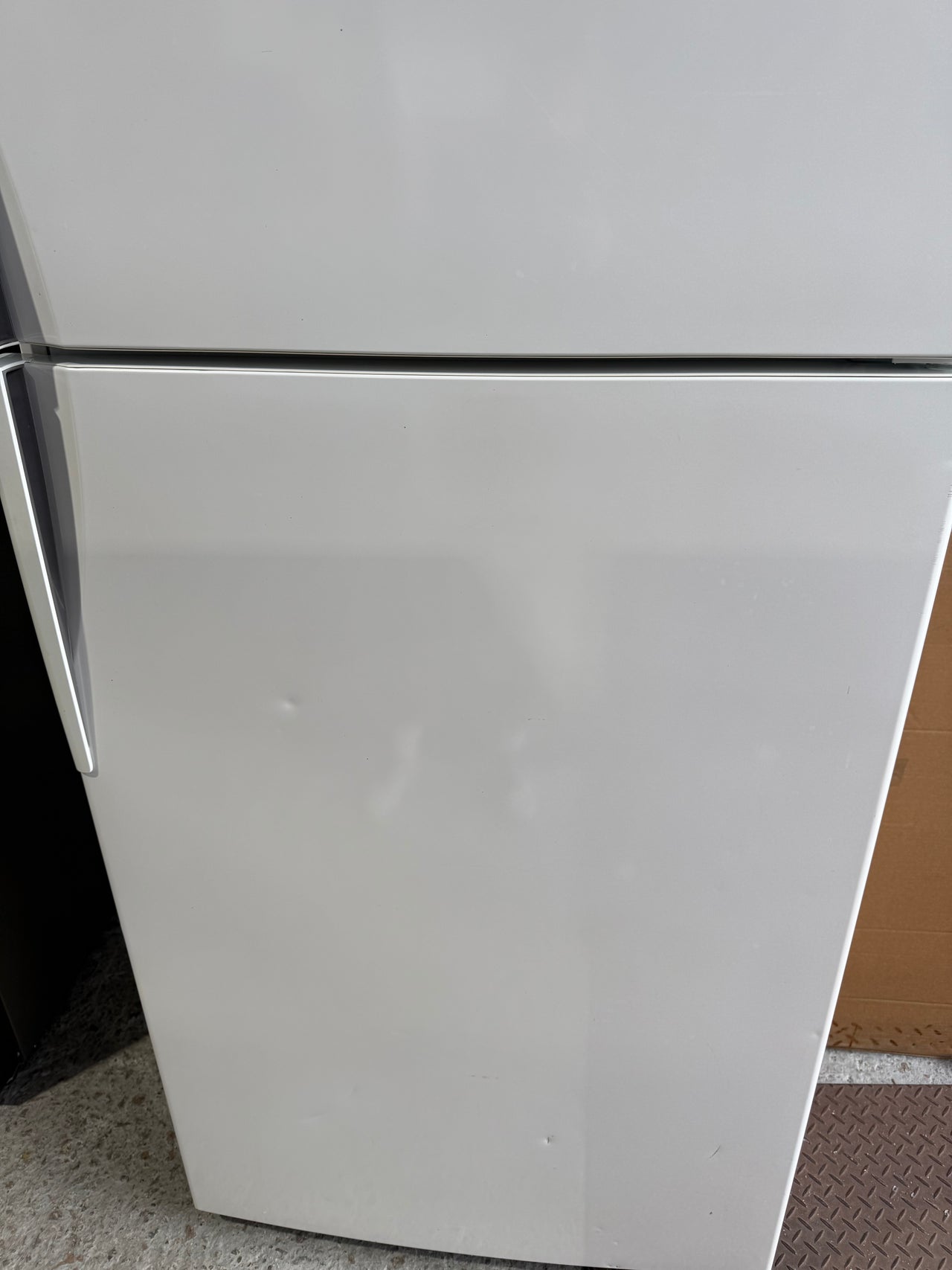 Second hand Westinghouse 520 L Top-Mount Refrigerator – White (Model WTM5200WBR) - Second Hand Appliances Geebung