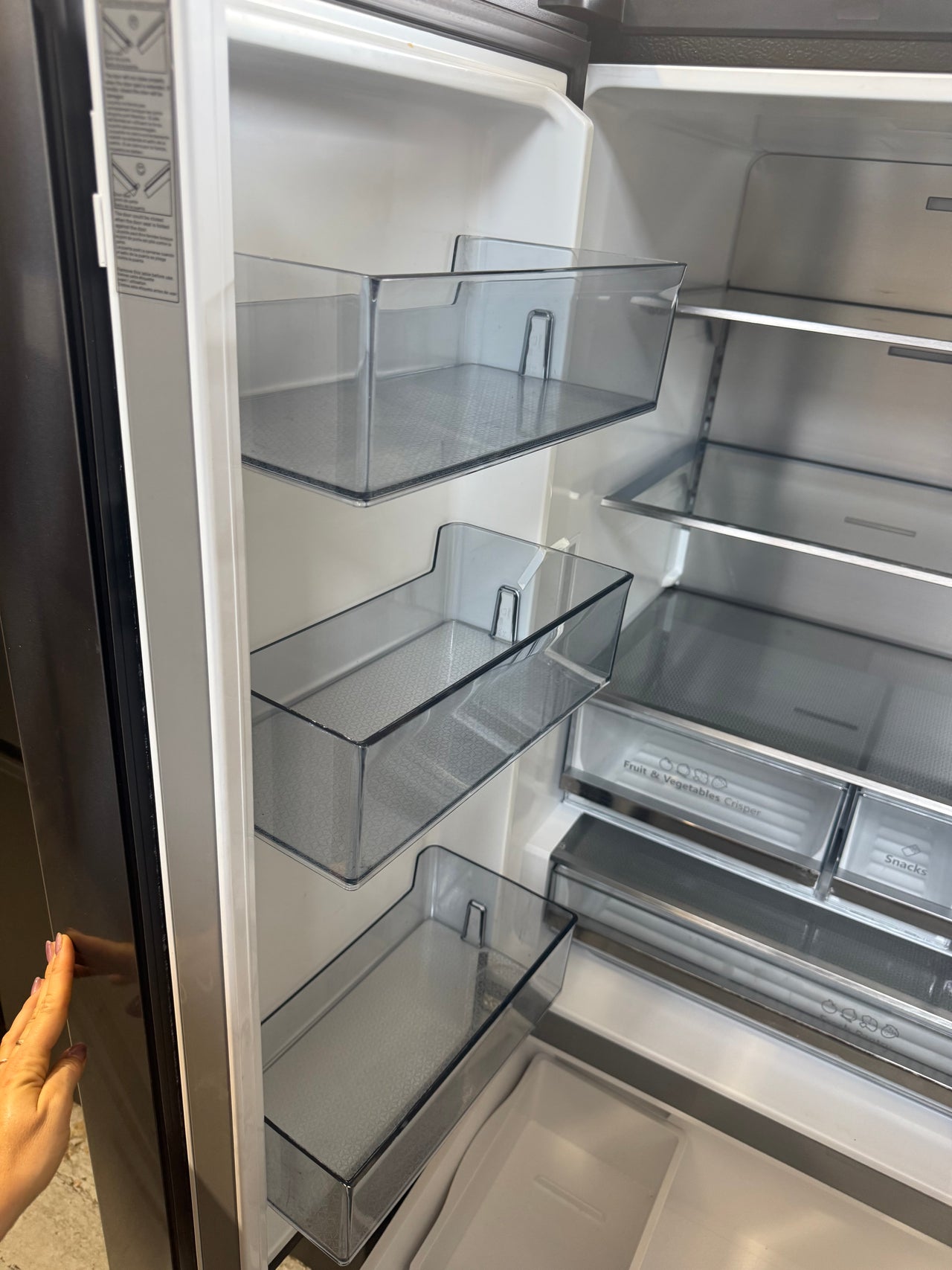 Factory Second Hisense 634L French Door Refrigerator – Black (HRFD634BW)