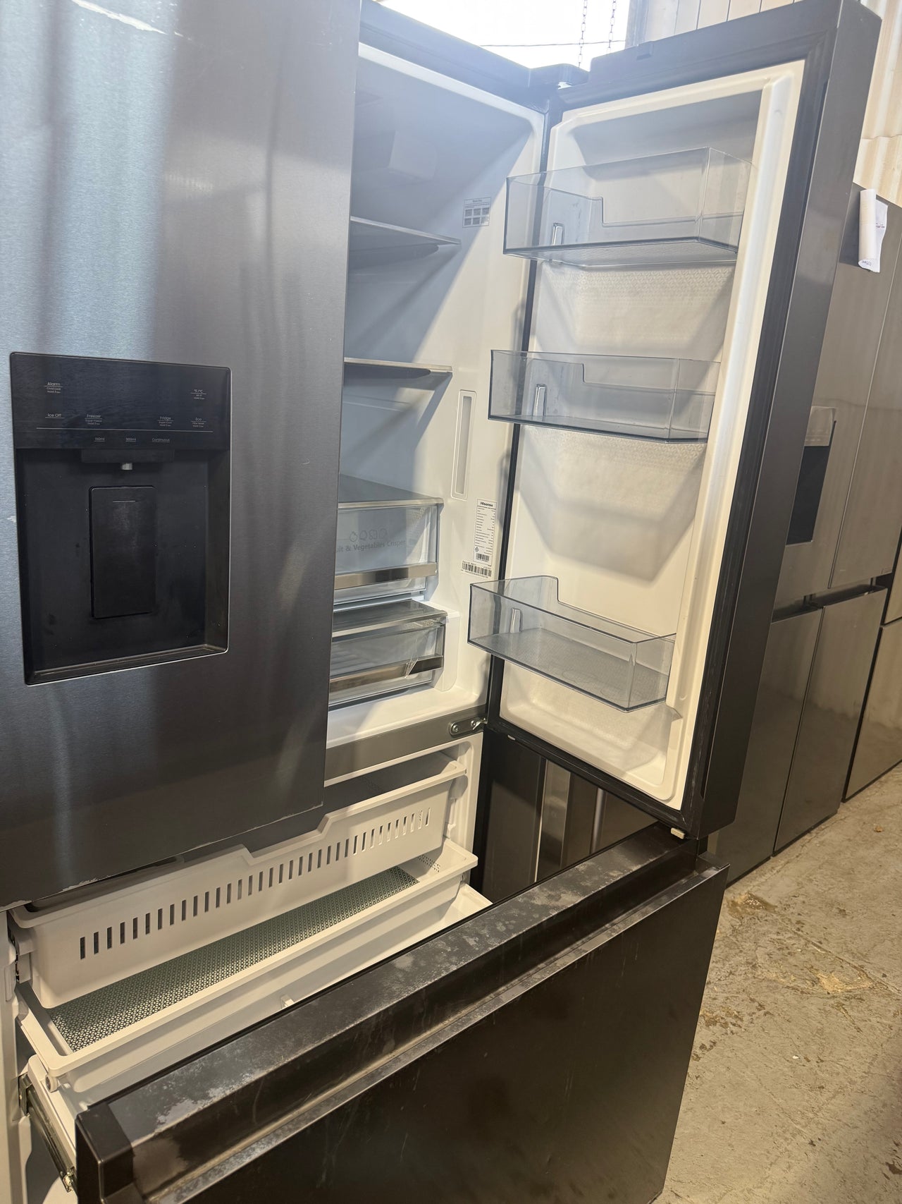 Factory Second Hisense 634L French Door Refrigerator – Black (HRFD634BW)