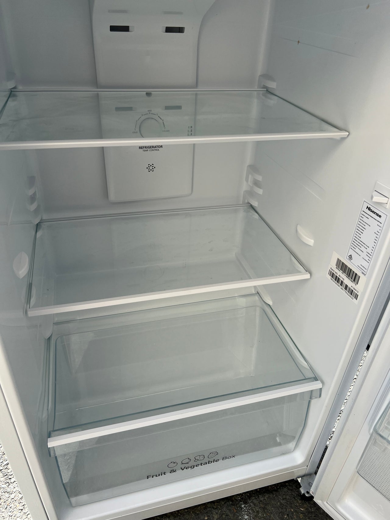 Factory second Hisense 205L Top Mount Frost Free Refrigerator Model: HRTF205 - Second Hand Appliances Geebung