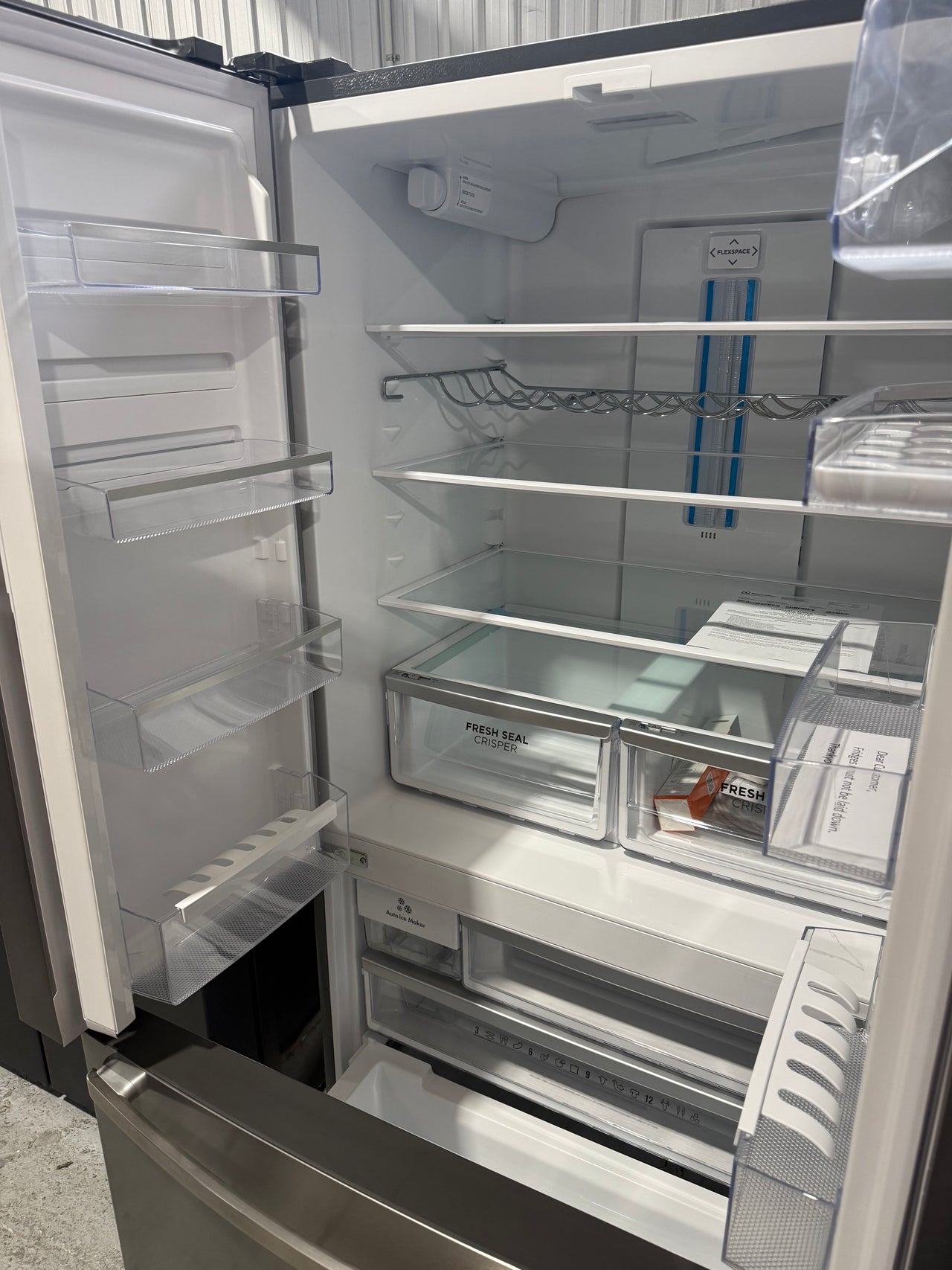 Factory second Westinghouse 605L Side by Side Fridge – Stainless Steel WHE6060SB