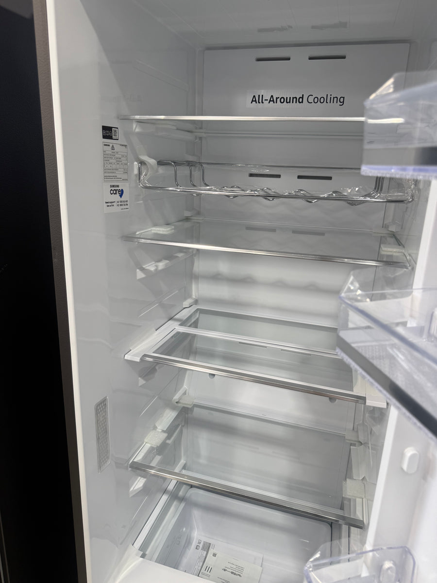 Transportation damaged Samsung 387L Bespoke Vertical Fridge – Stainless Steel Model: SRP406RS / RR39M71357F