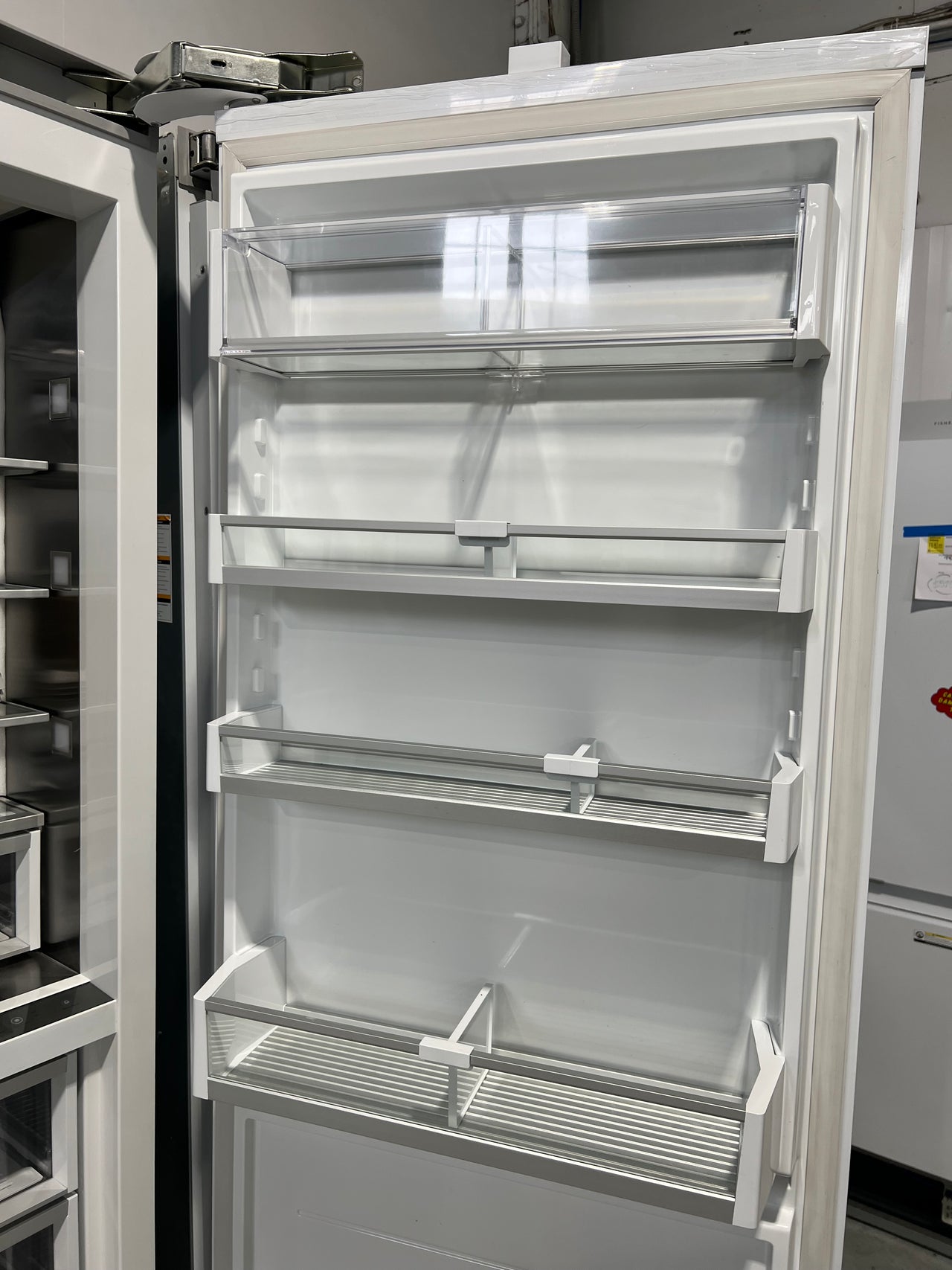 Factory second Fisher & Paykel RS7621SRK1 463L Integrated Column Fridge - Second Hand Appliances Geebung