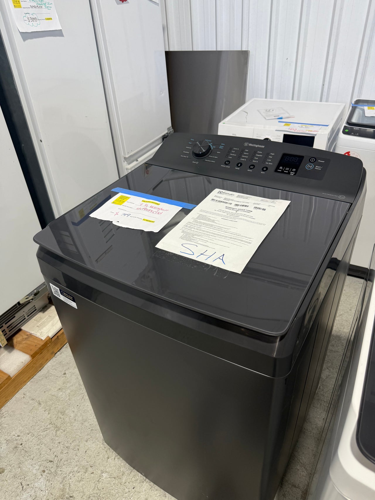 Factory second Westinghouse WWT9084C7SA – 9 kg EasyCare Top Load Washing Machine