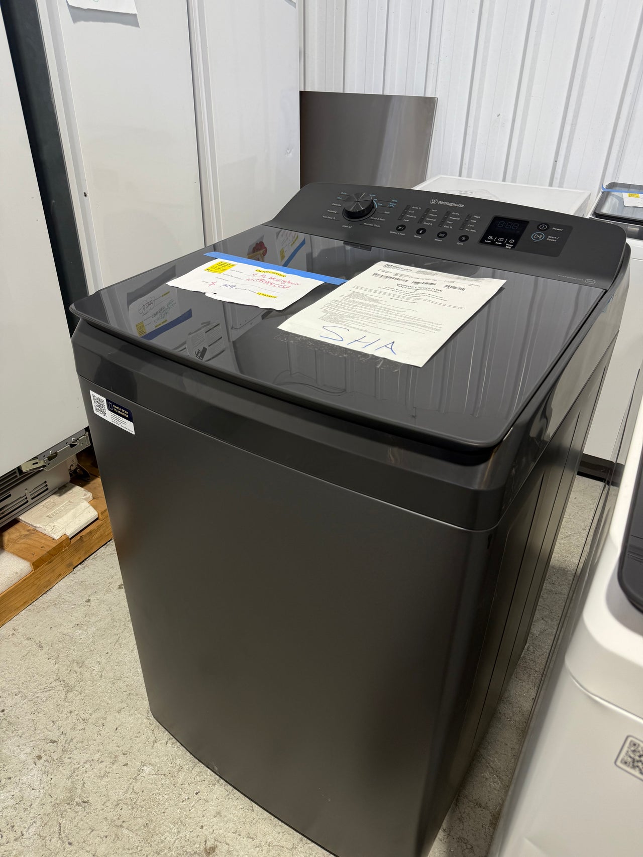 Factory second Westinghouse WWT9084C7SA – 9 kg EasyCare Top Load Washing Machine