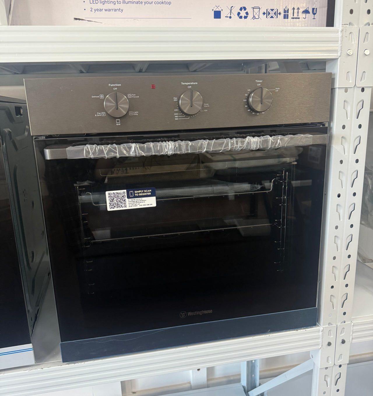 Factory second Westinghouse 60cm Multifunction Built-In Oven – Dark Stainless Steel | WVE6314DD