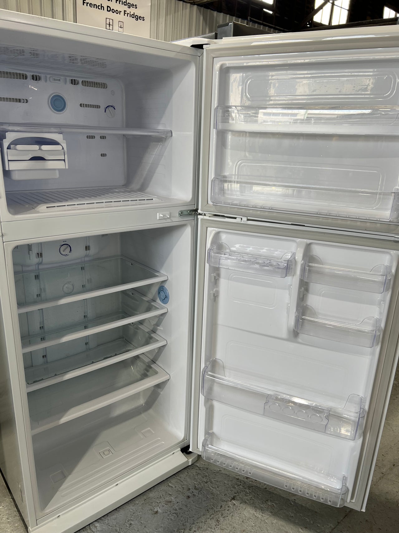 Second hand 431L Samsung Fridge SR430MW - Second Hand Appliances Geebung