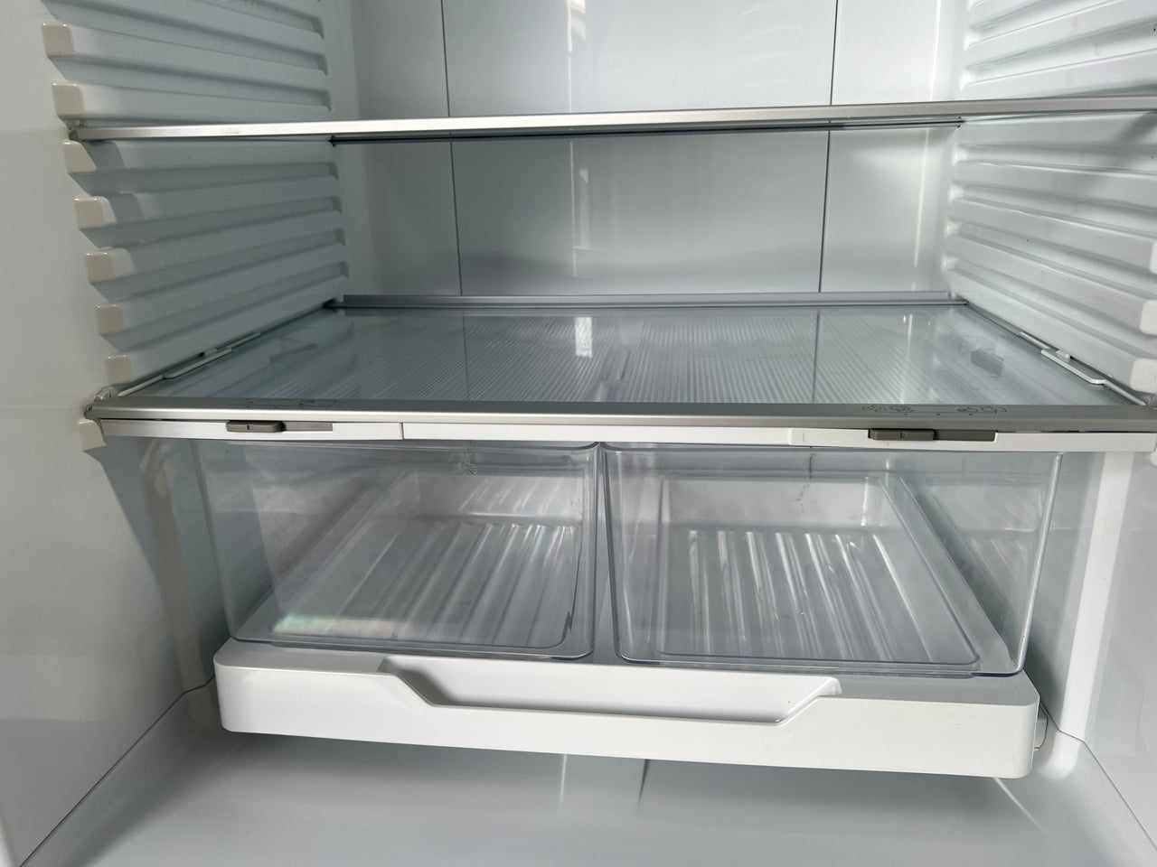 Factory second 380l Fisher&Paykel with ice and water dispenser E402BRXFDU5 - Second Hand Appliances Geebung