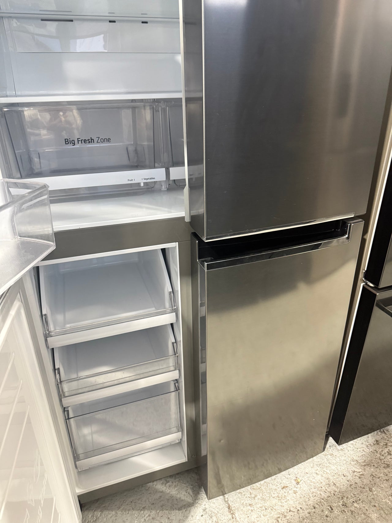 Factory second LG 530L French Door Refrigerator Model:GF-B590PL