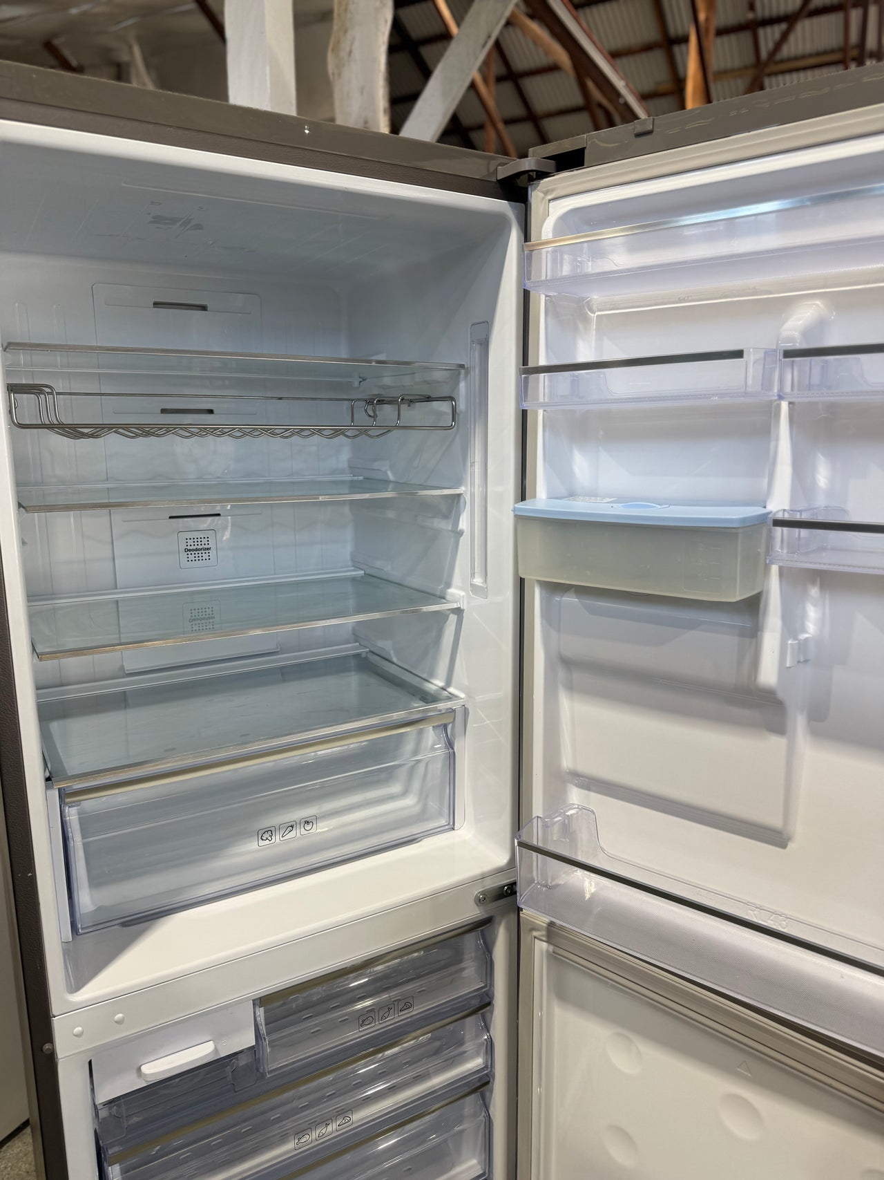 Second hand Samsung RL4363KBASL Fridge-Freezer