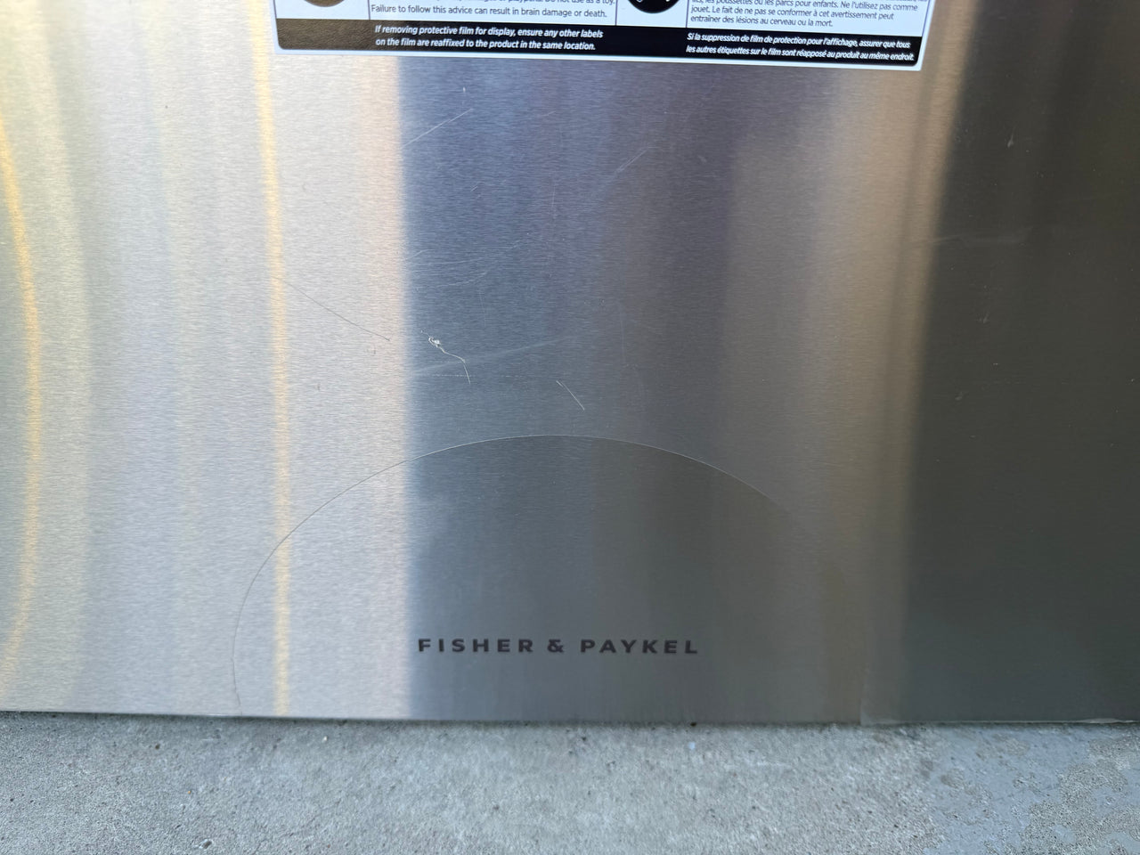 Transportation damaged Fisher & Paykel DD60ST4NX9 Series 9, Contemporary Tall Single DishDrawer™ Dishwasher