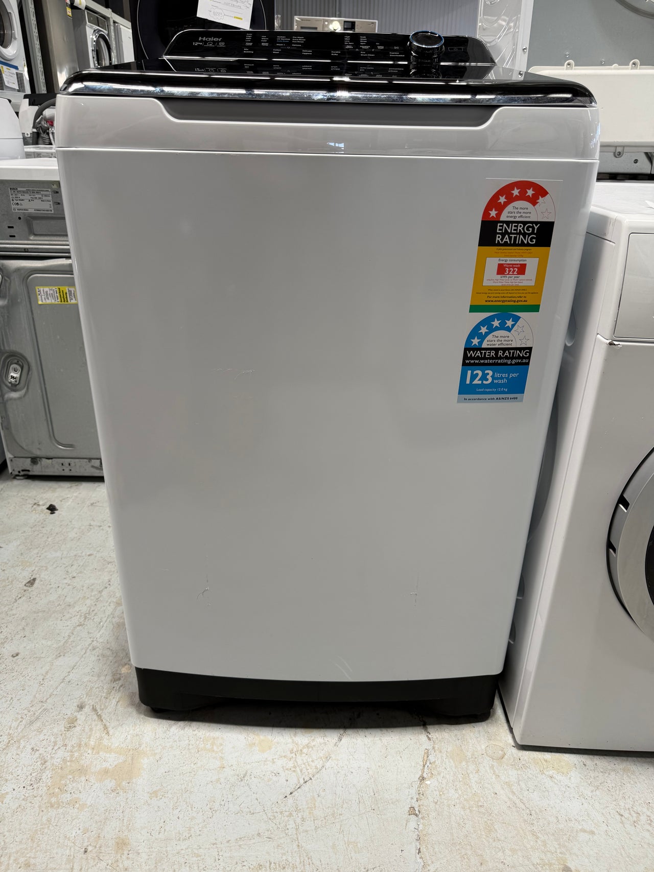 Factory second Haier HWT12AD1 12kg top load washing machine