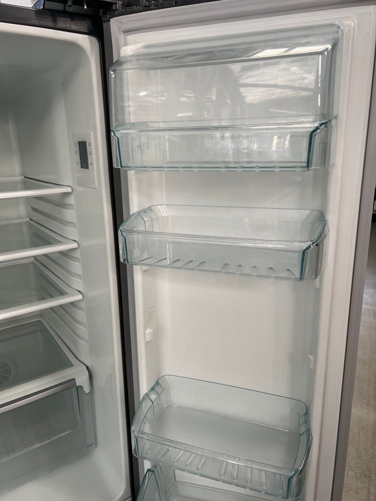 Second hand Westinghouse WHE5100SA 510L French Door Fridge - Second Hand Appliances Geebung