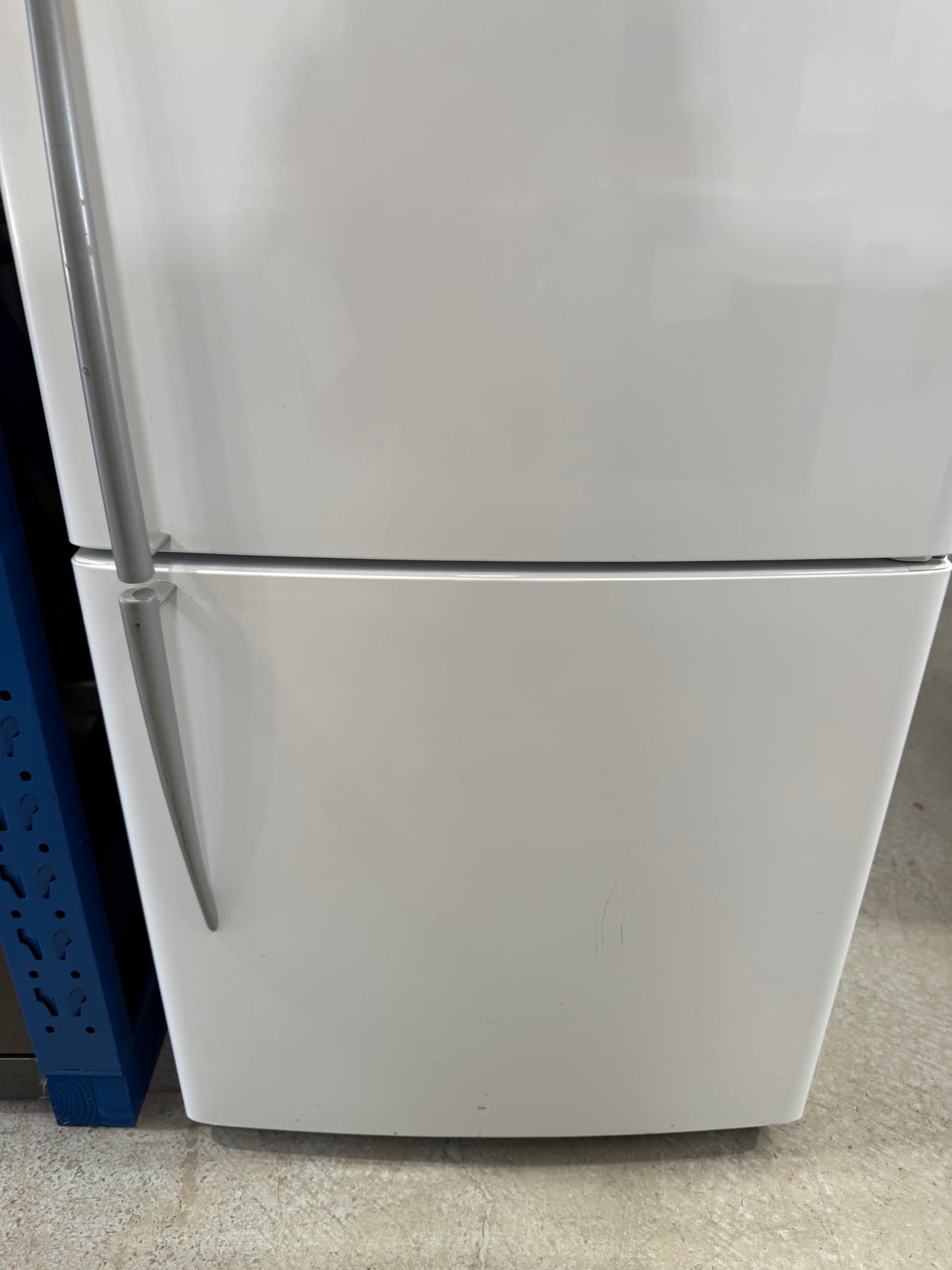 Second hand Fisher & Paykel 403L Bottom Mount Refrigerator – White E402BRE