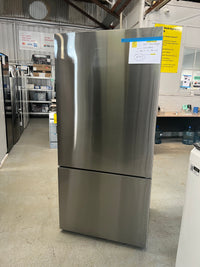 Thumbnail for Factory second Fisher & Paykel 494L ActiveSmart Bottom Mount Fridge  RF522BRPX6 - Second Hand Appliances Geebung