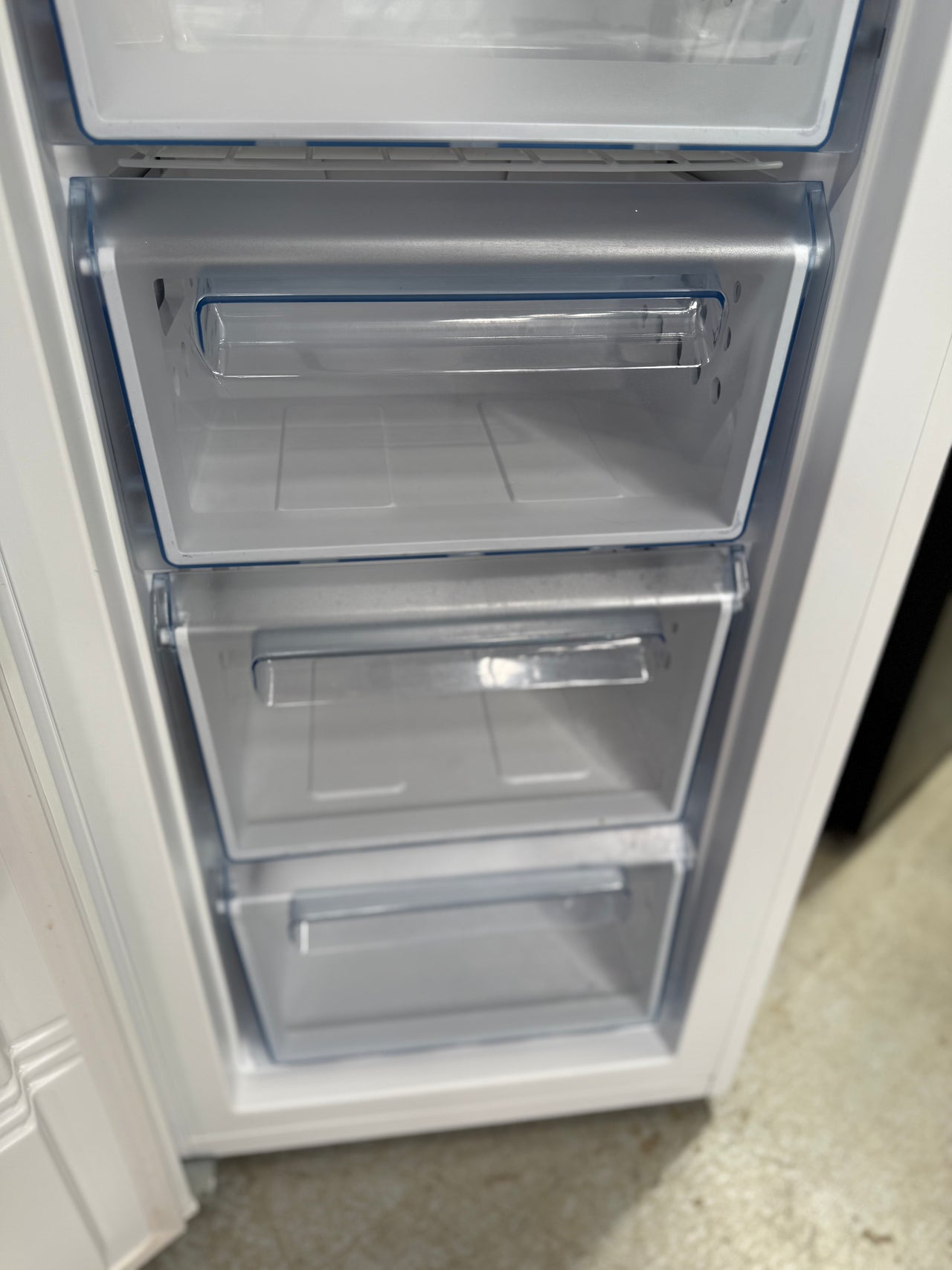 Second hand Hisense 1-DOOR WHITE FREEZER Model No. HR6VFF177A