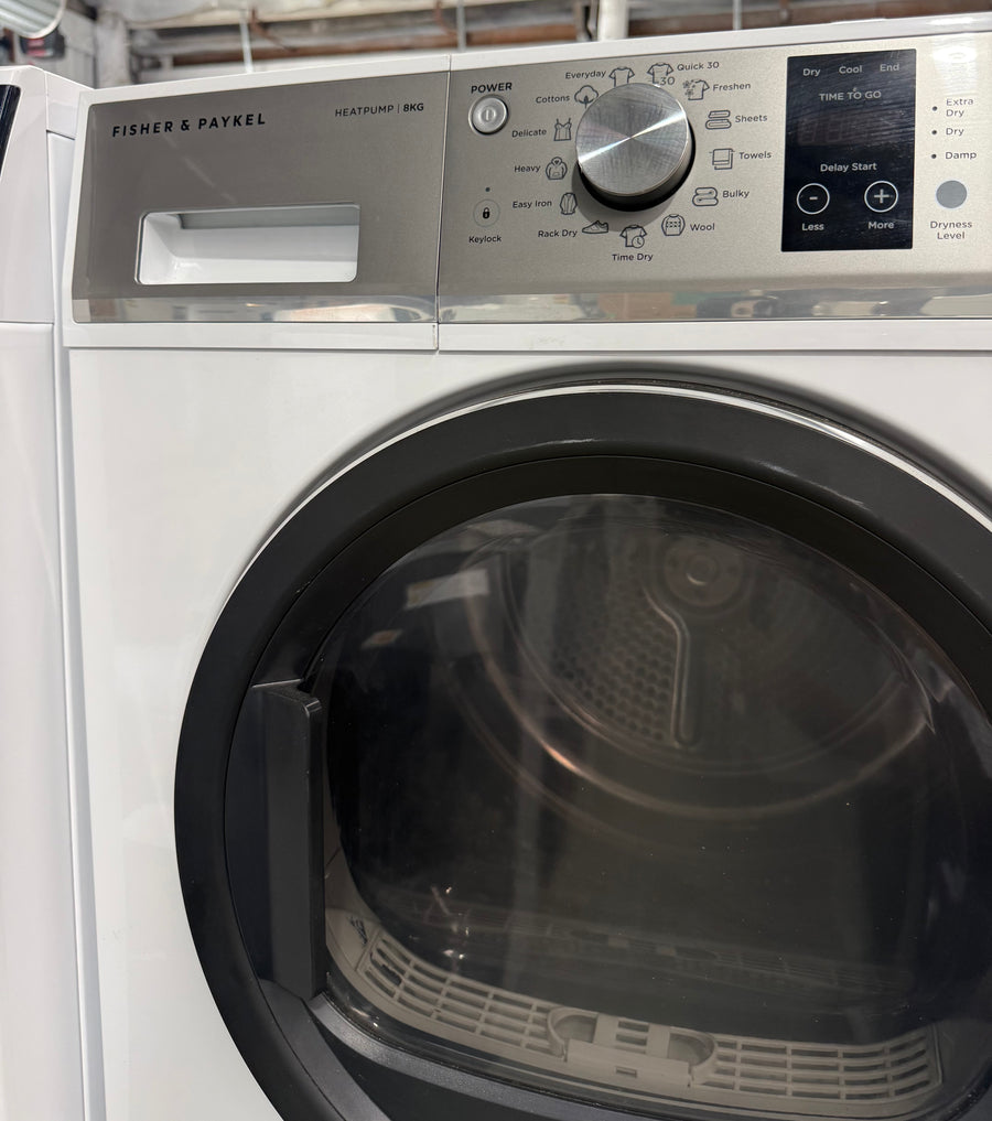 Factory second Fisher & Paykel DH8060P3 8kg Heat Pump Dryer – White