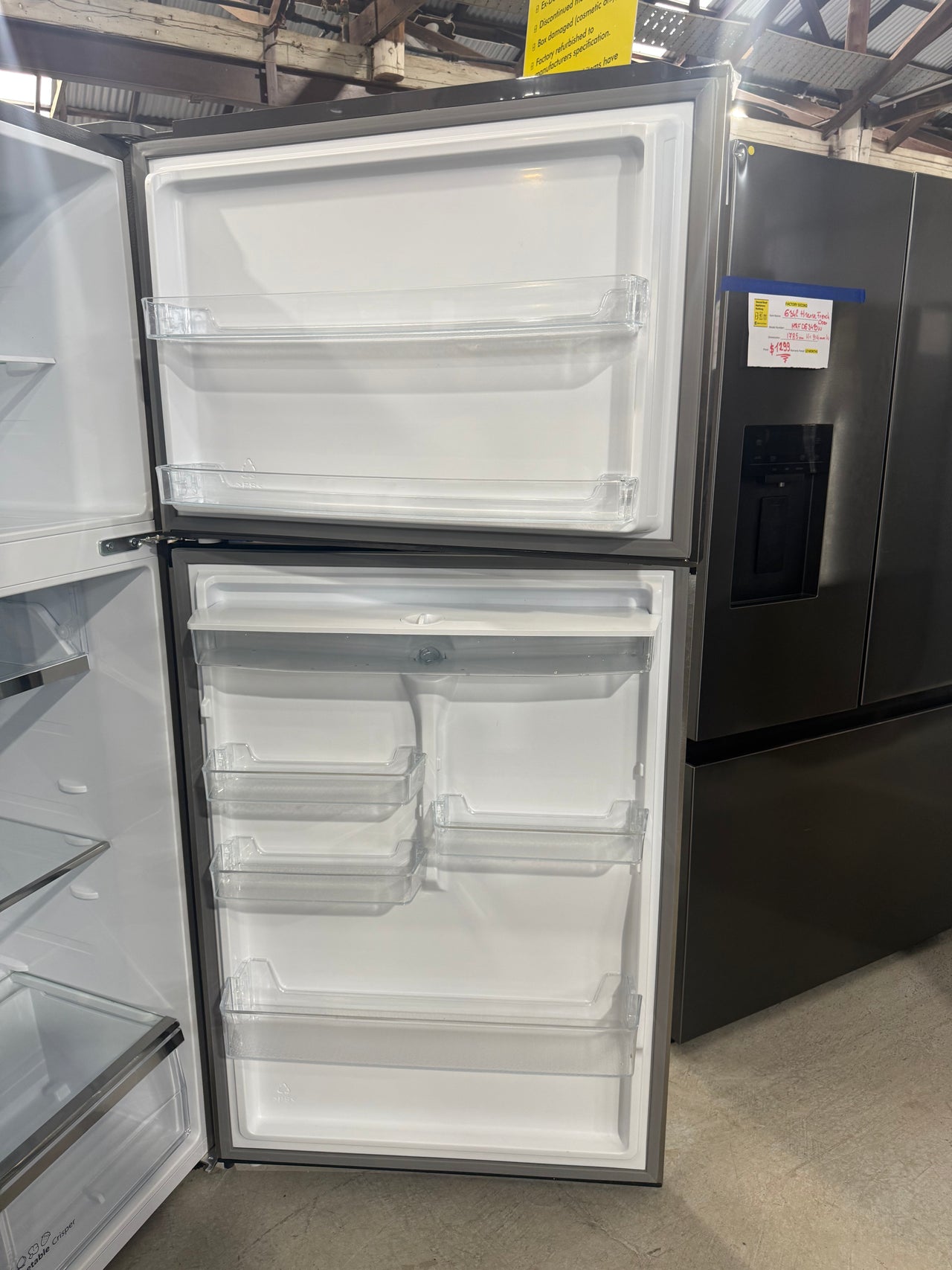 Factory second Hisense 496L Top Mount refrigerator HRTF496SW