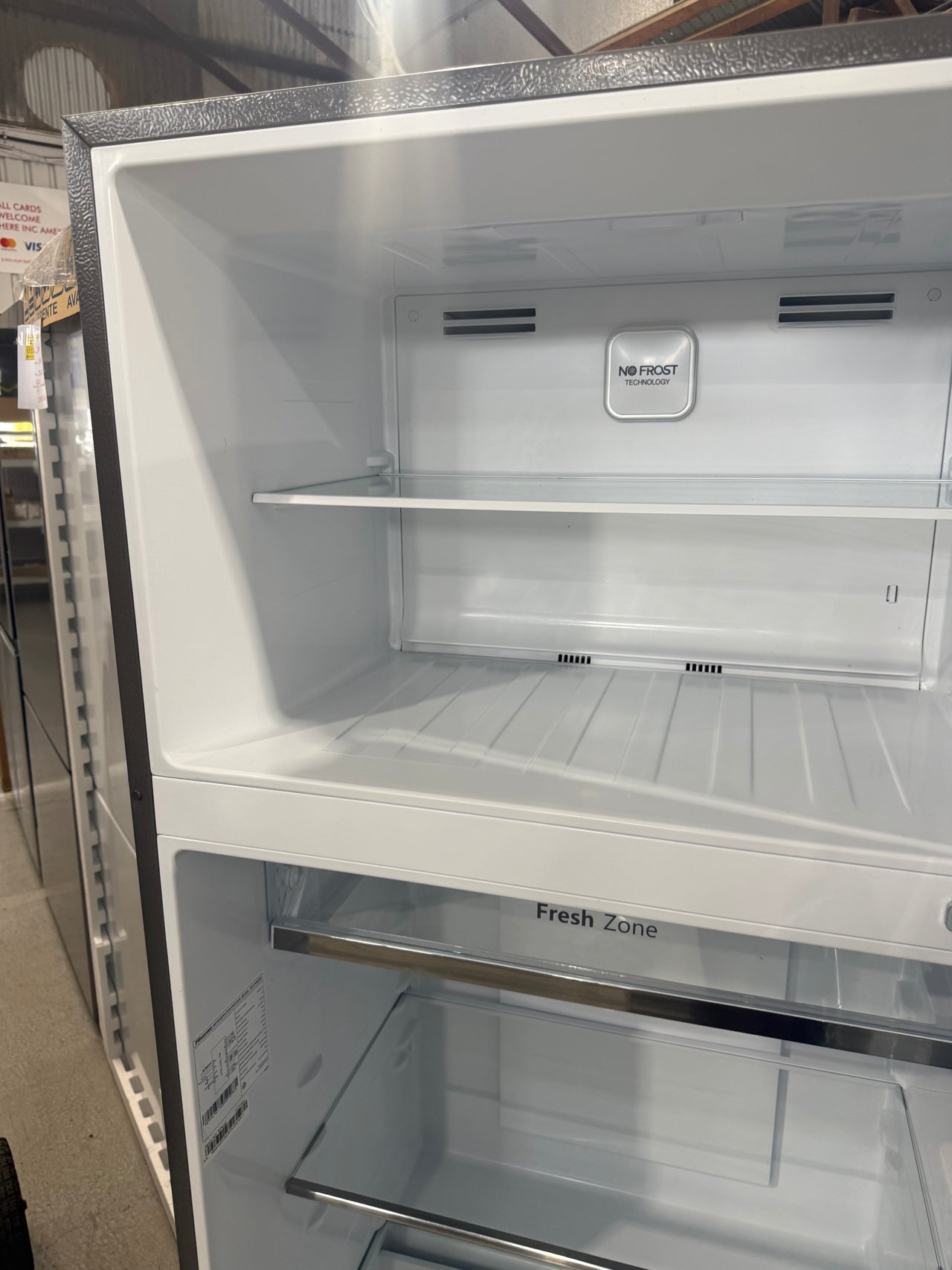 Factory second Hisense 496L Top Mount refrigerator HRTF496SW