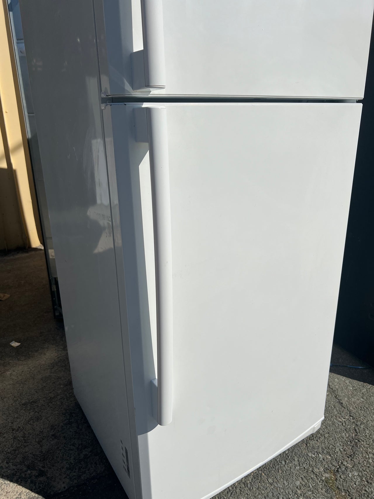 Second hand 434L Samsung Fridge Model: SR432NW - Second Hand Appliances Geebung