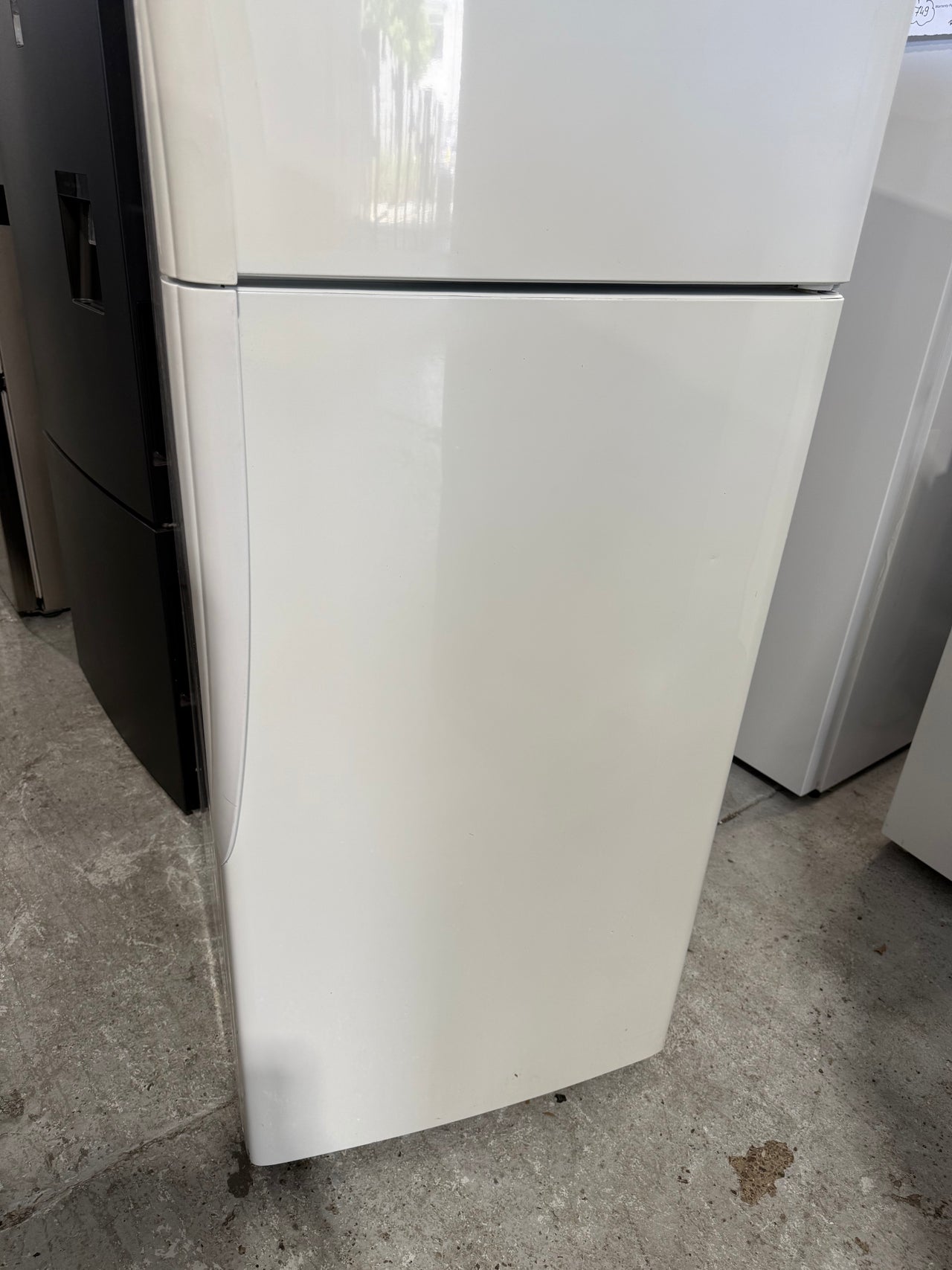 Second hand Second hand 380L Fisher & Paykel Fridge Freezer E381TRT