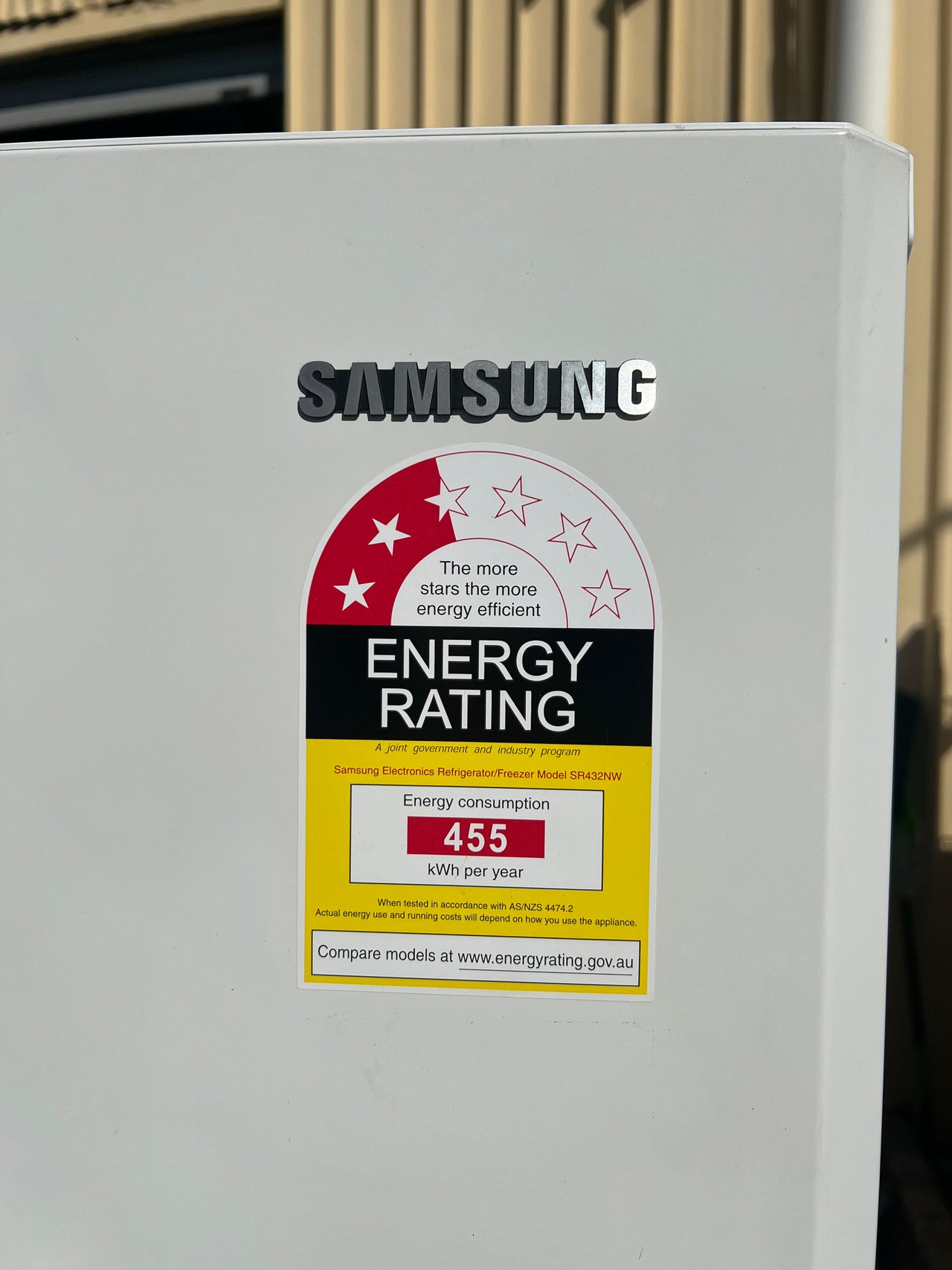 Second hand 434L Samsung Fridge Model: SR432NW - Second Hand Appliances Geebung