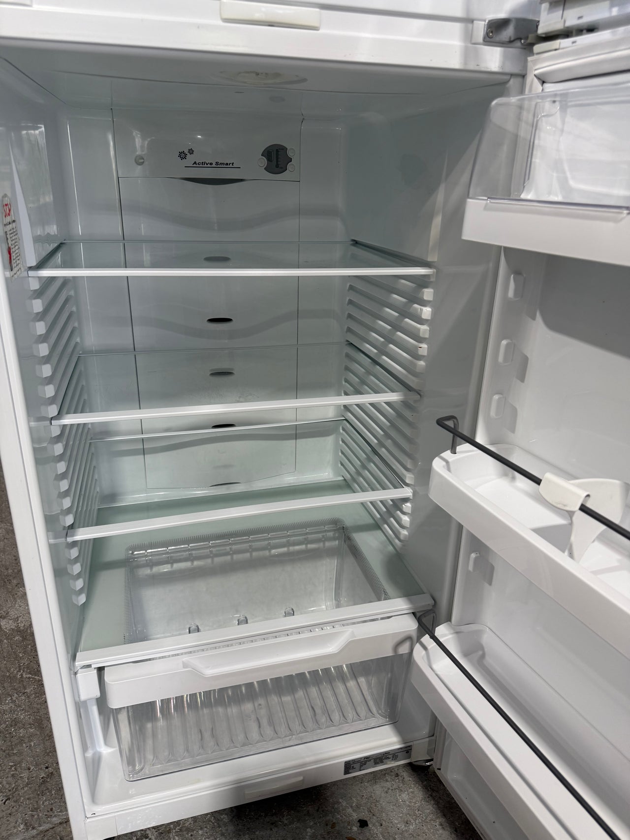 Second hand Second hand 380L Fisher & Paykel Fridge Freezer E381TRT