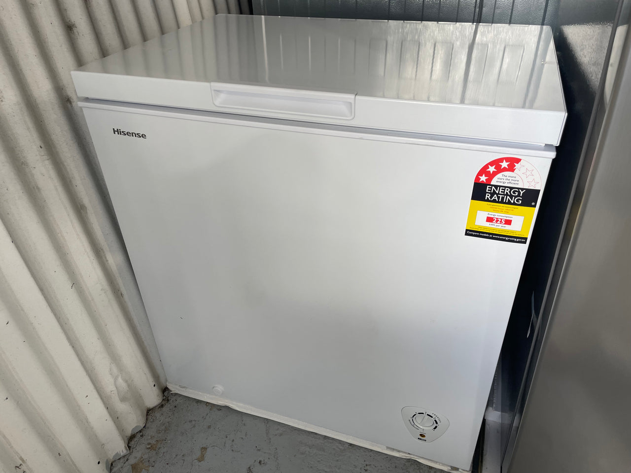 Factory second/Carton damaged Hisense HRCF199 200L Hybrid Chest Freezer (White) HRCF199 - Second Hand Appliances Geebung