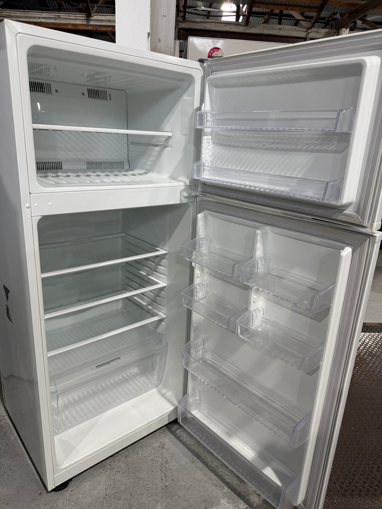 Second hand Kelvinator KTM4200WB – 420L Top Mount Refrigerator