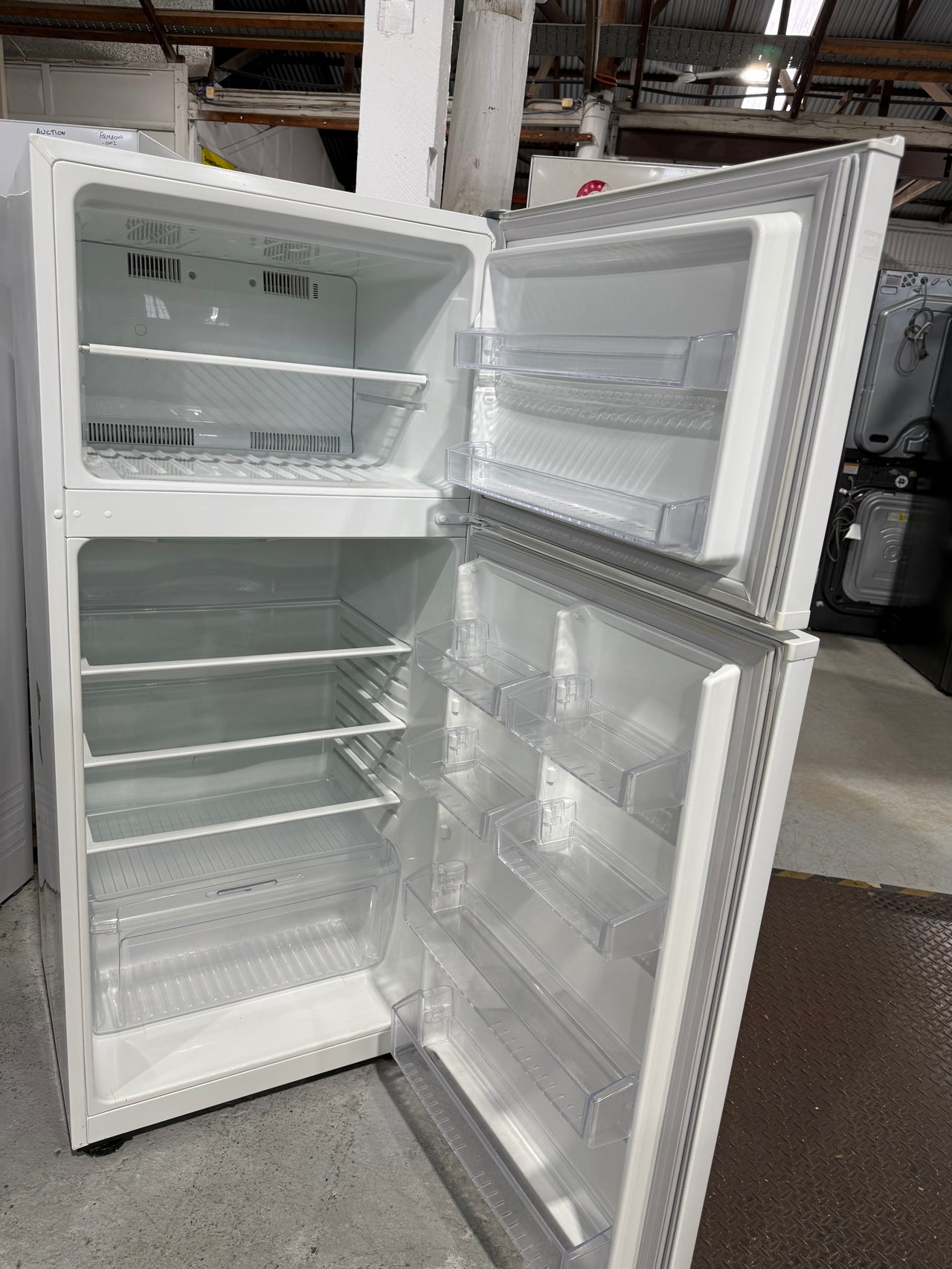 Second hand Kelvinator KTM4200WB – 420L Top Mount Refrigerator