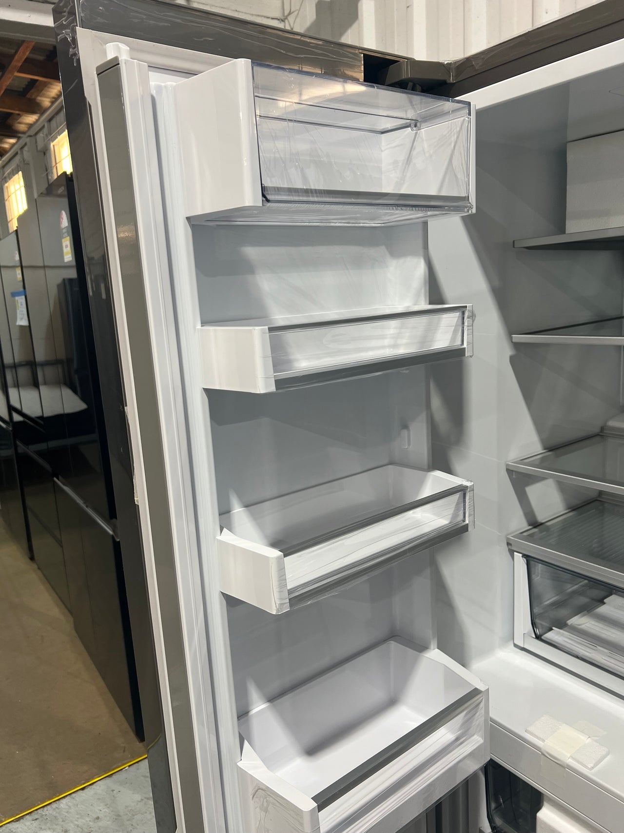 Transportation damaged Fisher & Paykel 538L Quad Door Refrigerator - Stainless Steel Model: RF605QNUVX1 - Second Hand Appliances Geebung