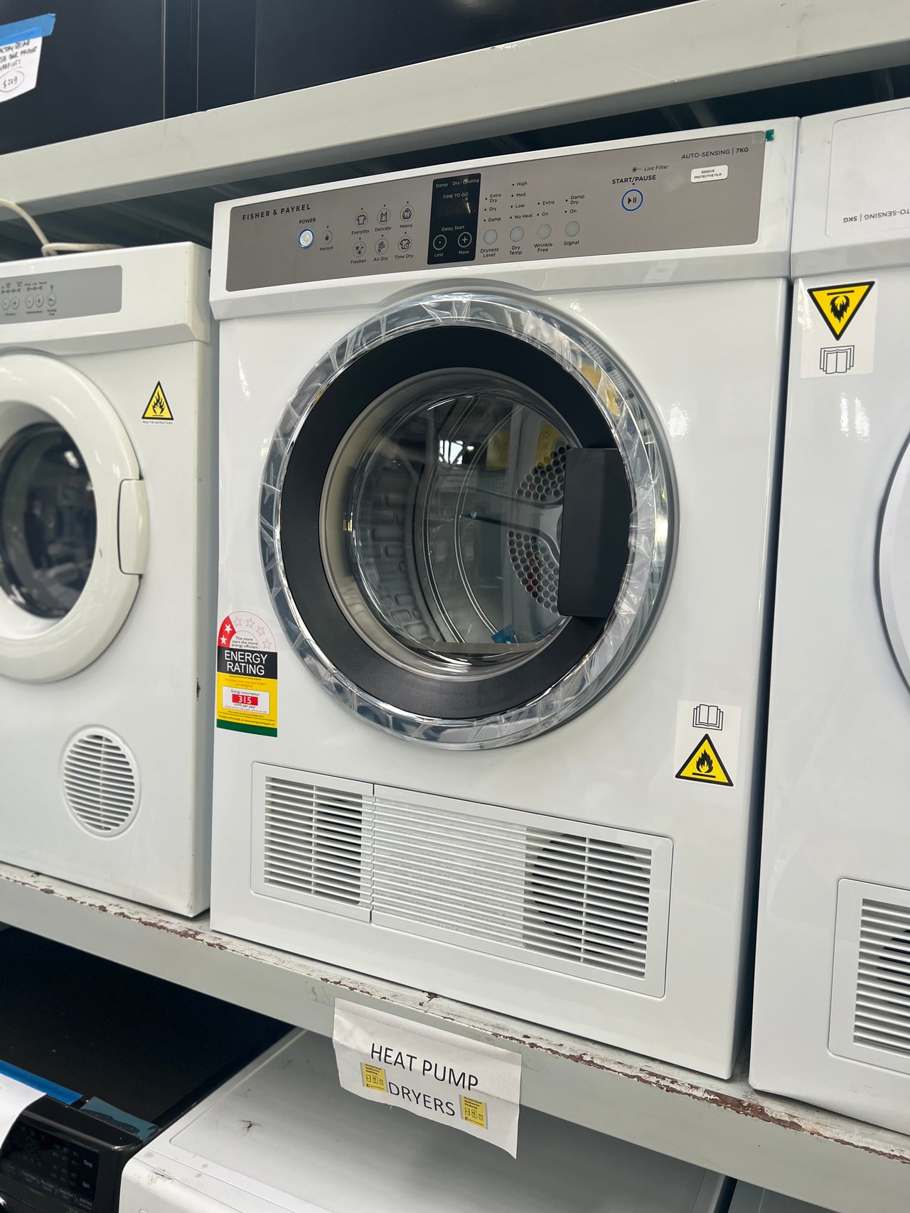 Transportation damaged Fisher&Paykel Fisher &amp; Paykel&nbsp;7kg Sensor Dryer Model: DE7060G2 - Second Hand Appliances Geebung