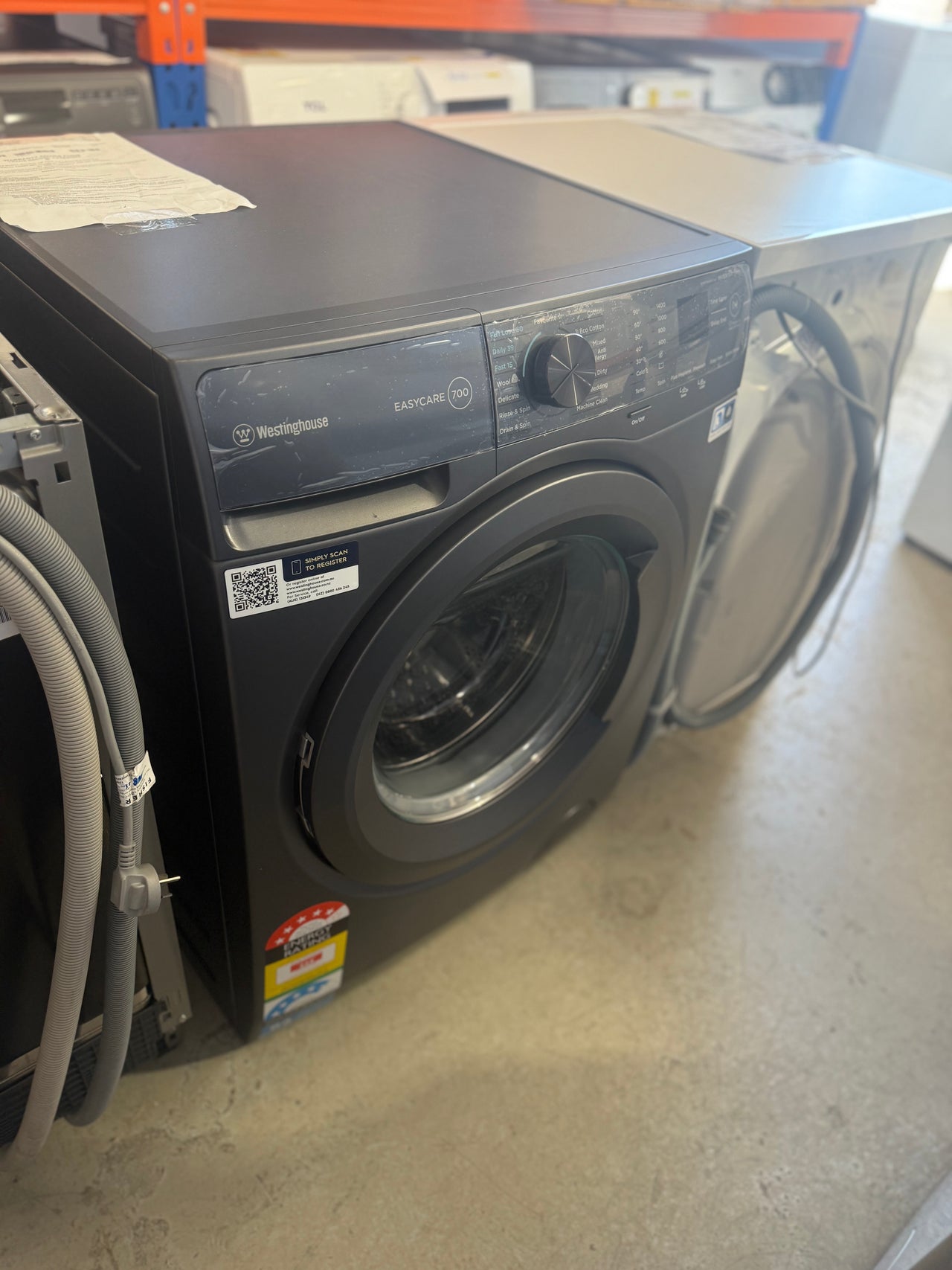 Factory second Westinghouse WWF1044M7SA – 10 kg EasyCare Front Load Washing Machine