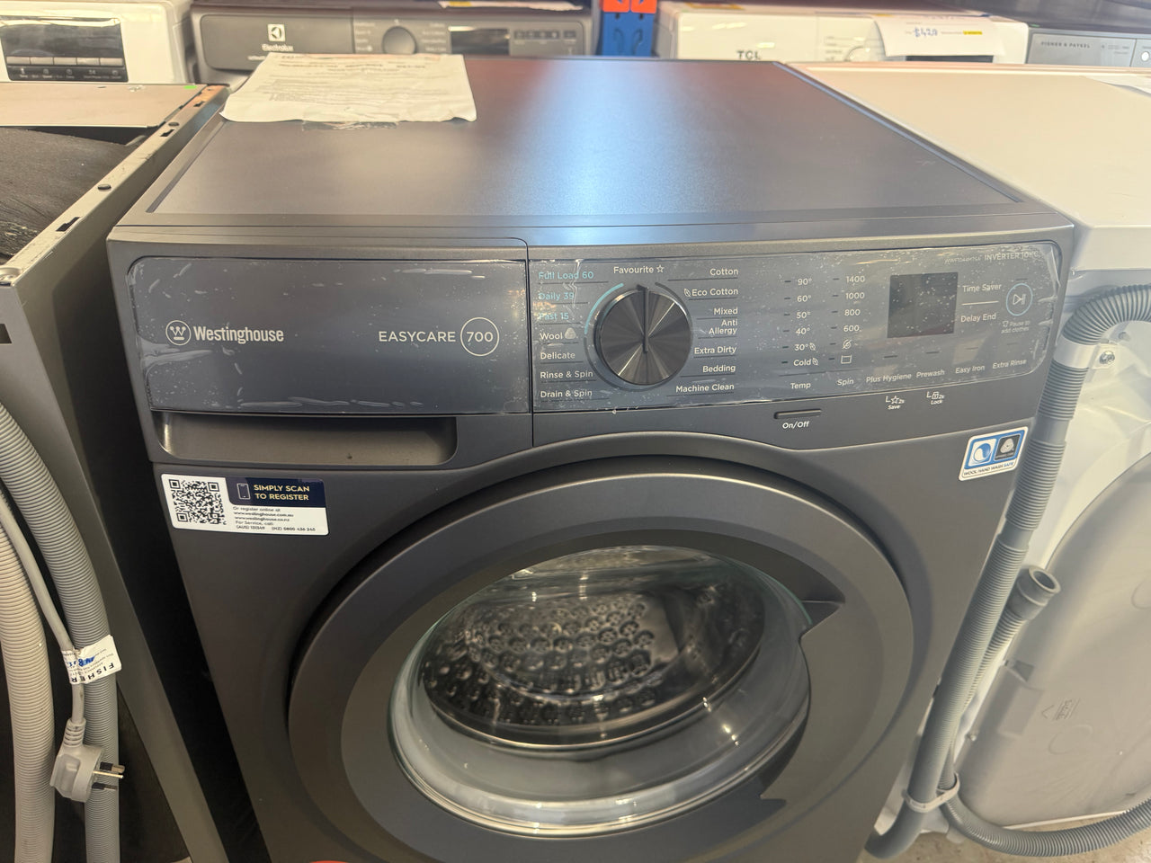 Factory second Westinghouse WWF1044M7SA – 10 kg EasyCare Front Load Washing Machine