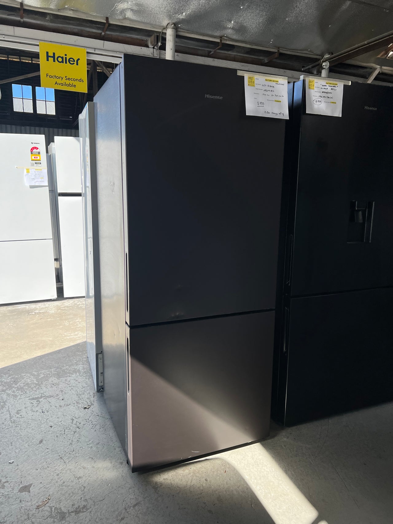 Factory second Hisense 417L Bottom Mount Refrigerator HRBM418D with 7 star energy rating - Second Hand Appliances Geebung