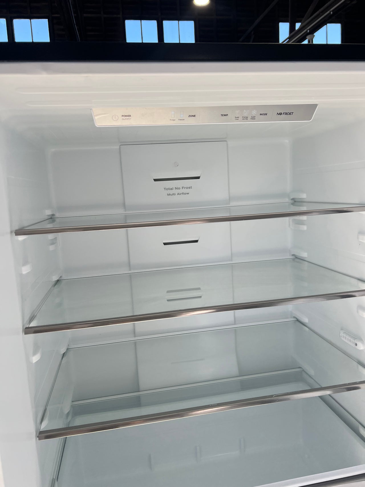 Factory Second Hisense 482L PureFlat Bottom Mount Refrigerator Model: HRBM482BW - Second Hand Appliances Geebung