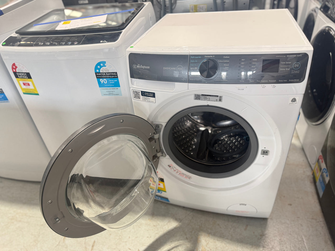 Second hand Westinghouse 10kg Front Load Washer Model: WWF1044M7WA