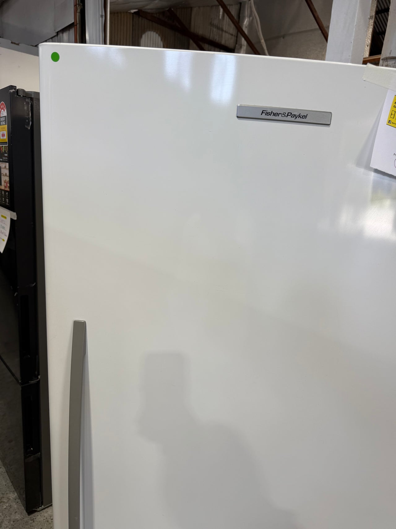 Second hand Fisher & Paykel E522BRE4 519 L ActiveSmart™ Bottom-Mount Fridge