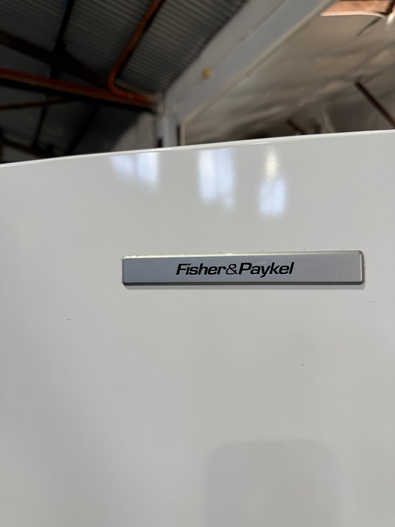 Second hand Fisher & Paykel E522BRE4 519 L ActiveSmart™ Bottom-Mount Fridge