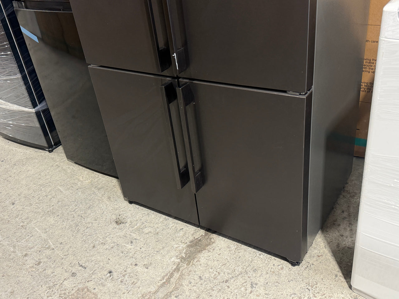Second hand Electrolux 562L Quad Door Refrigerator – EQE5607BA